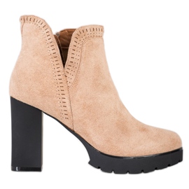 Bella Paris High Heel Boots beige