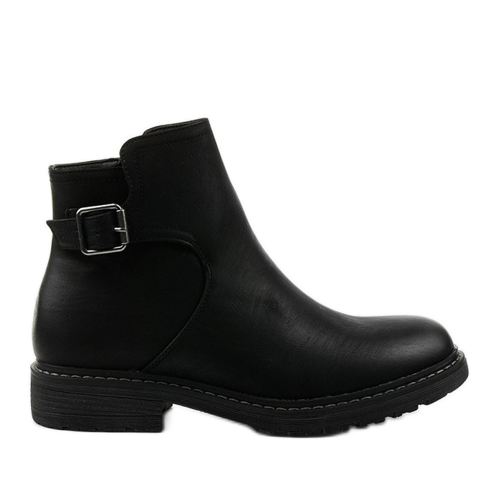 Black flat insulated Woodbreath boots