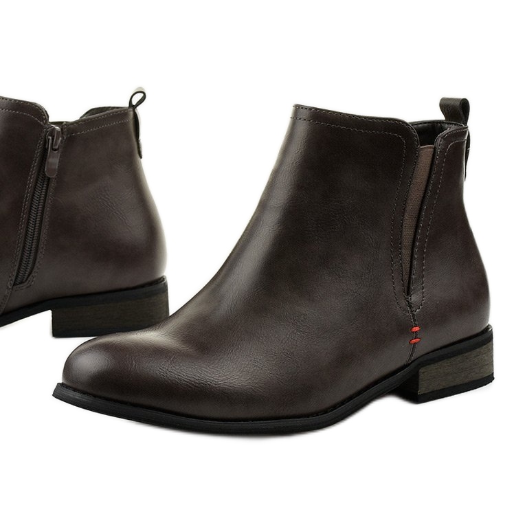 Gray insulated boots with a Simplegleam zipper grey