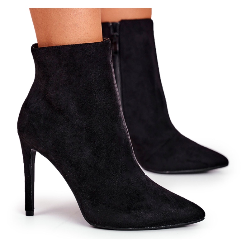 FW1 Women's Boots On A High Heel Black Jeans