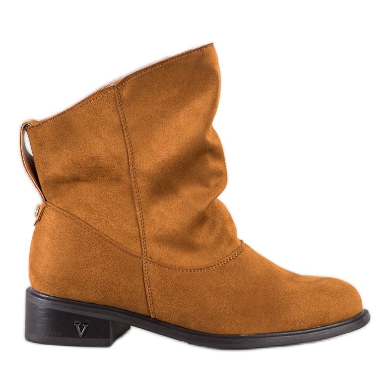 Gogo Boots With A Wide Upper brown