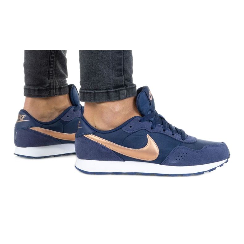 Nike Md Valiant (GS) Jr CN8558-401 shoe navy blue golden