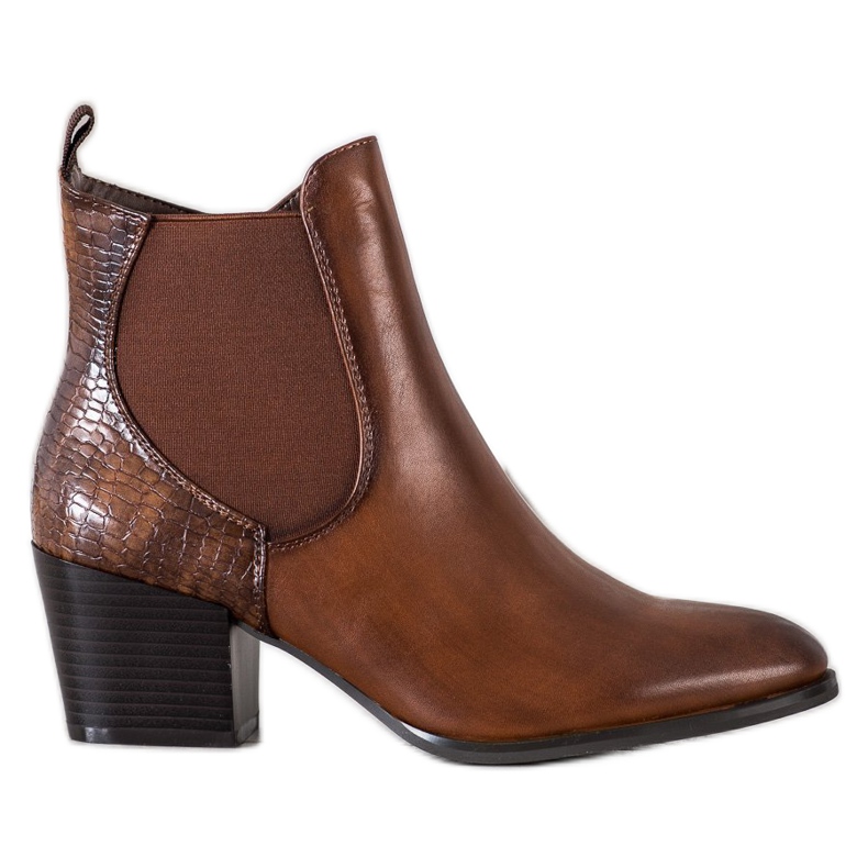 Fashionable Sergio Leone boots brown