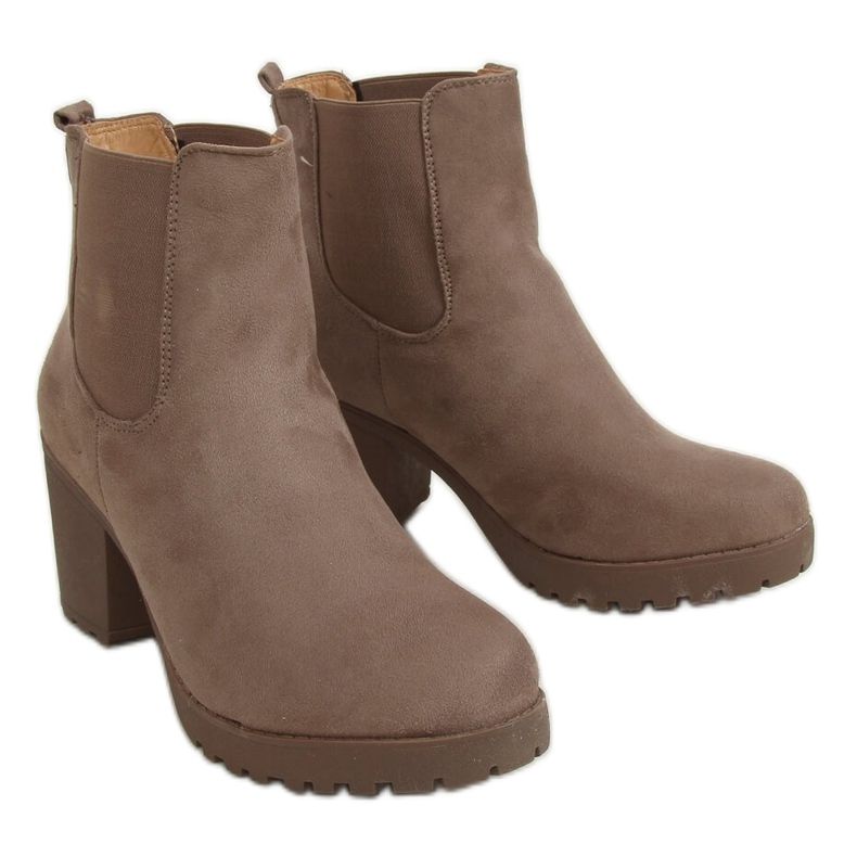 Chelsea boots with wide heels, beige B2880FE-KB Khaki brown