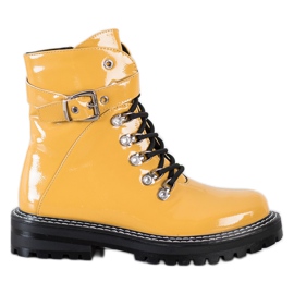 SDS Fashionable Lacquered Trappers yellow SDS Fashionable Lacquered Trappers yellow