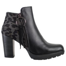 Goodin Warm Leopard Print boots black