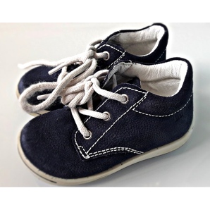 What shoes are best for kindergarten?