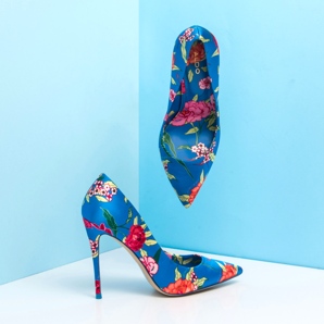 Women's boots in the spring - how to choose the perfect footwear for changing weather?