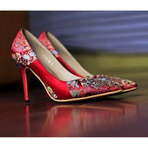 We choose the best shoes for women's suits