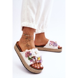 Material Slippers With Flowers White Nessa 1