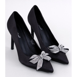 Satin pins with a bow from Trini Black 1