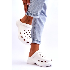 Foam Slippers Crocs On A Chunky Sole White Katniss 3