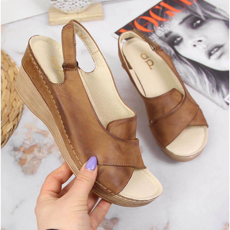 Brown leather wedge sandals from Dolce Pietro 1