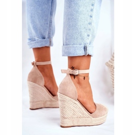 Beige Wedge Sandals With Braids 2