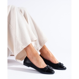 Classic black ballet flats with a Shelovet bow 1