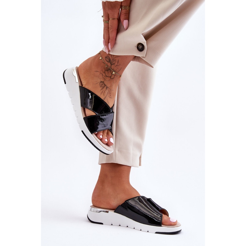 Lacquered Low Wedge Slippers S.Barski AL22469 Black 2 Lacquered Low Wedge Slippers S.Barski AL22469 Black 2