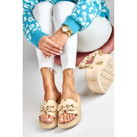 La.Fi Beige sliders with a chain 1