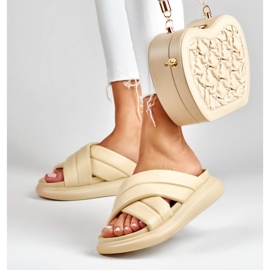 La.Fi Classic beige slippers 1
