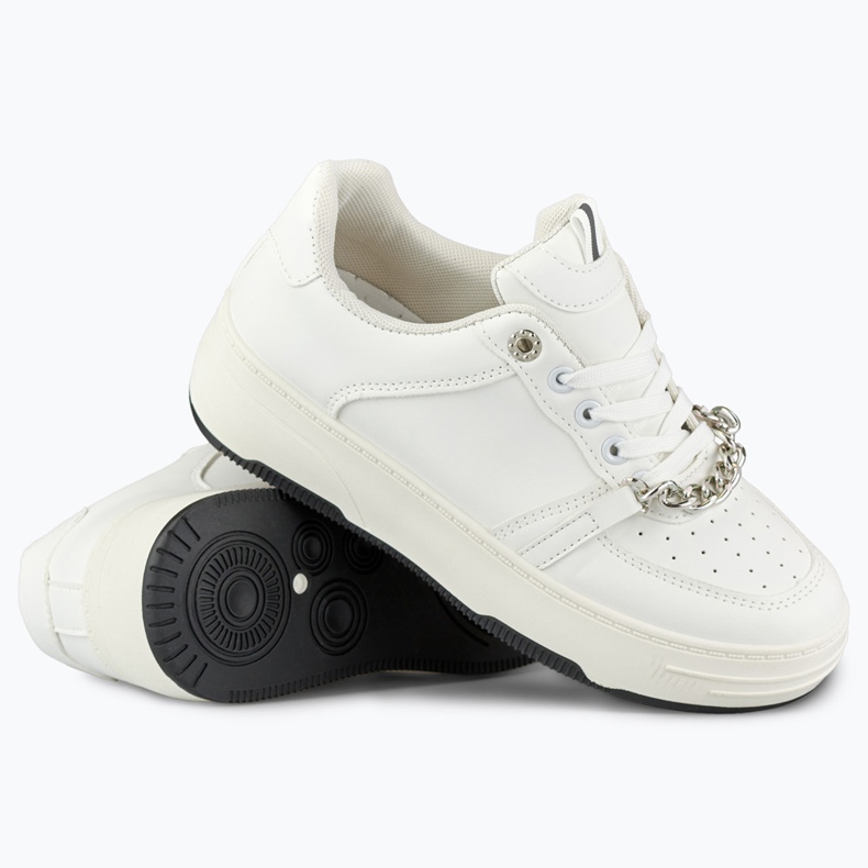 White sports shoes with a chain 1
