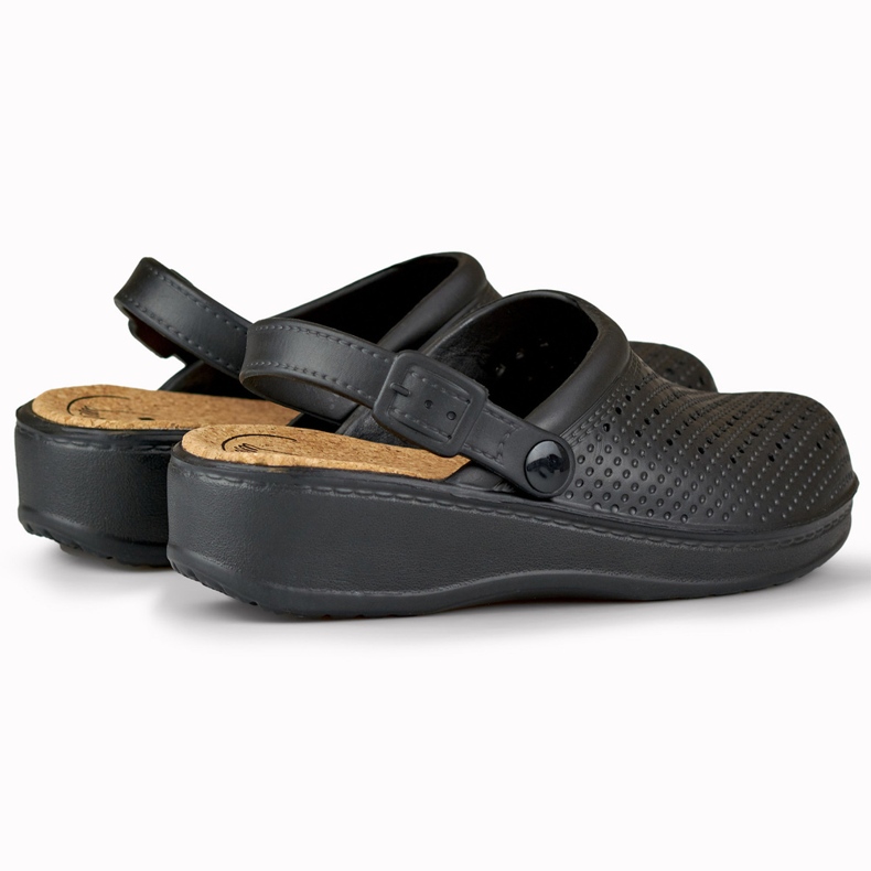 Comfortable women's slippers with covered fingers black 1