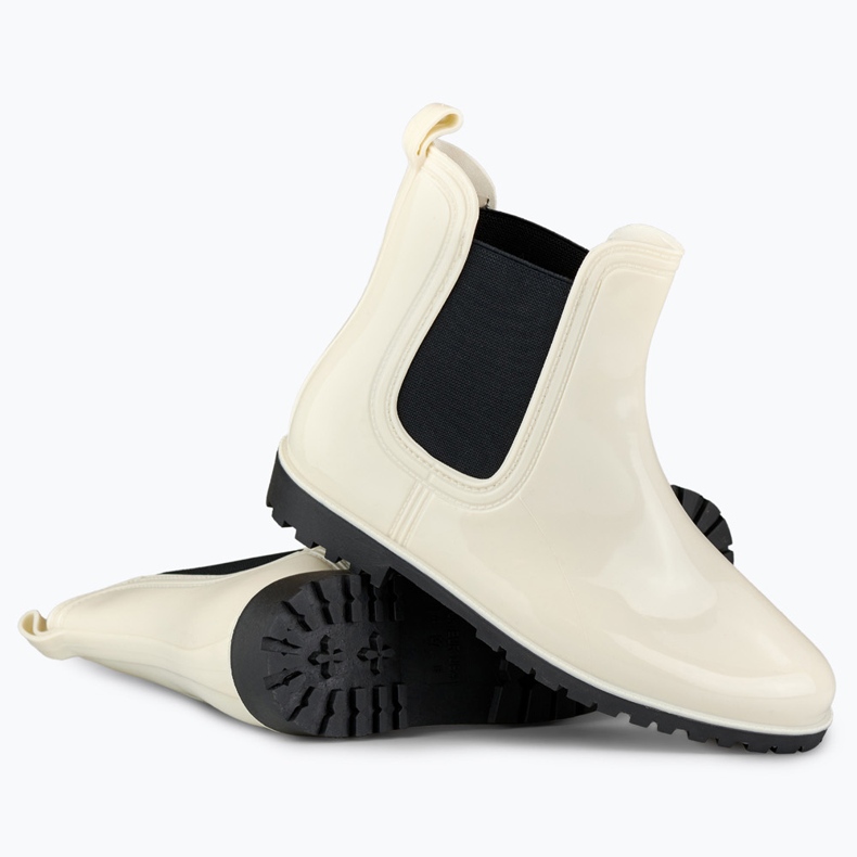 Classic beige wellies for women 1 Classic beige wellies for women 1