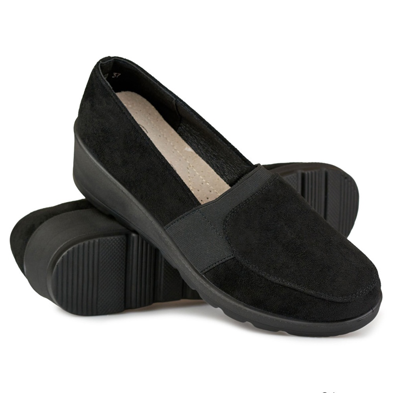 Comfortable women's shoes with an elastic band black 1