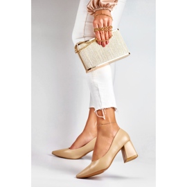 Beige pumps from Laila 1