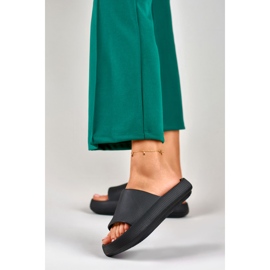 Comfortable black women's slippers made of foam 2