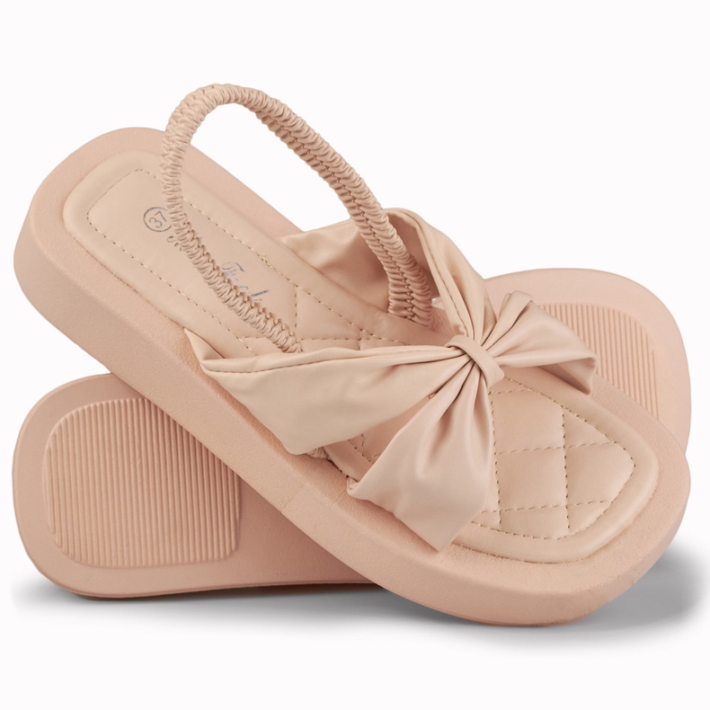 Powder sandals with an elastic band from Sisi beige 1