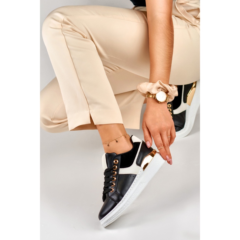 Women's black and white sneakers on the Eliza platform 1