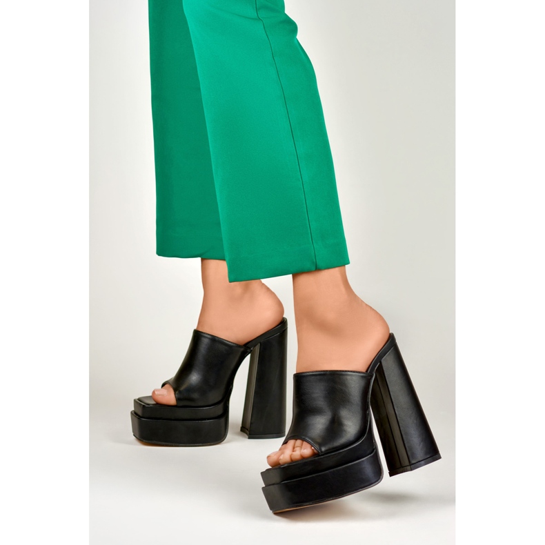 Evelyn high heel black slides 2