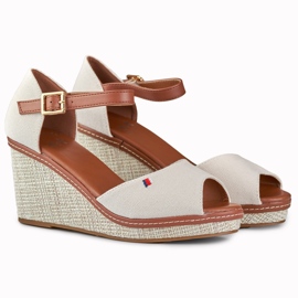 Women's beige wedge sandals from Tomm 1