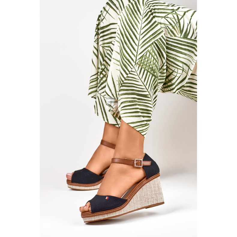 Women's black wedge sandals from Tomm 1