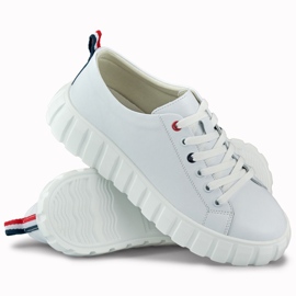 Women's leather white sports shoes 1