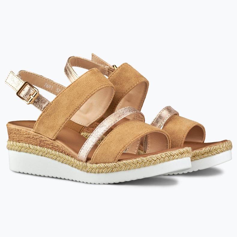 Ladies' beige sandals on a low wedge 1