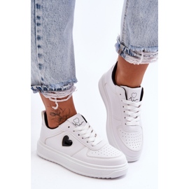 FJ1 Classic Sport Shoes With Heart Black And White Amore 1