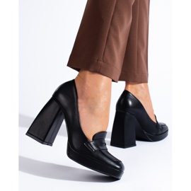 Shelovet black boots with a thick block 1