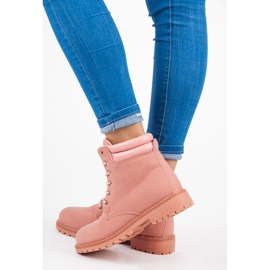 Queentina Pink Trappers 1