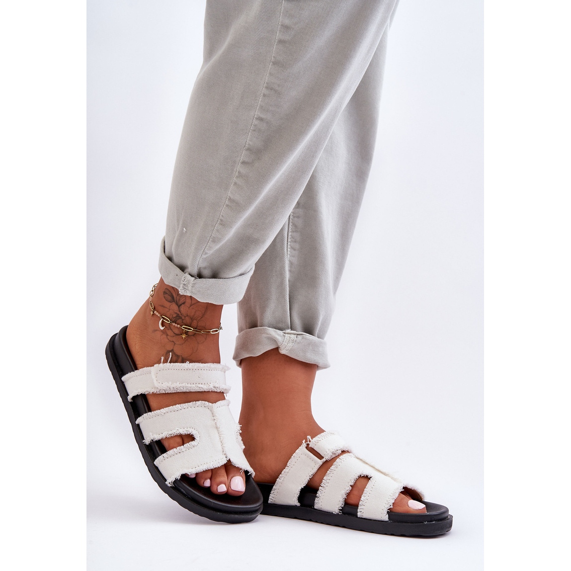 Women's Velcro Cloth Slippers White Lamirose