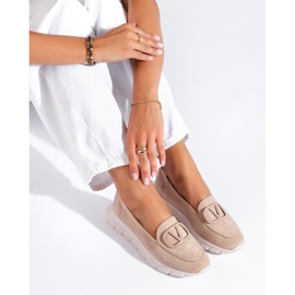 Women's suede moccasins on the Vinceza beige platform 1