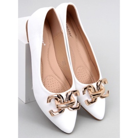 Elegant ballerinas with a buckle from Simona White 1