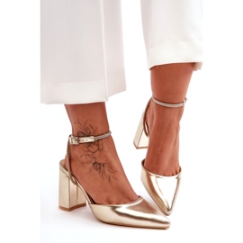 Eco-Leather Pumps with a Decorative Strap, Golden Lirosa 6