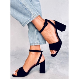 Sandals on the post Loya Black 1