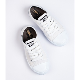 SHELOVET White 3F children's sneakers 1