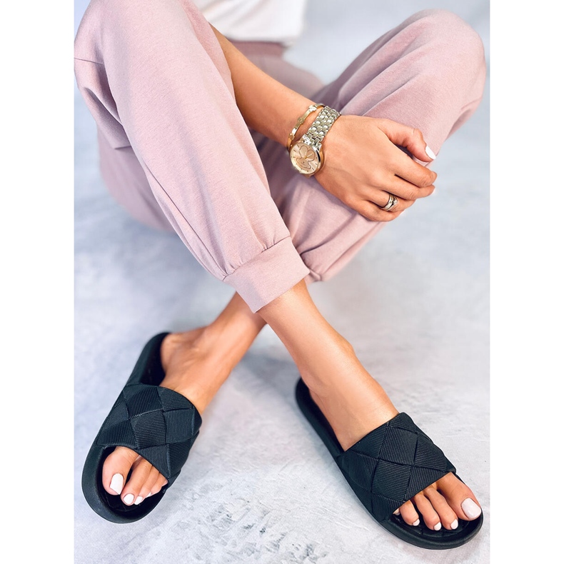 Lottner Black rubber slides 1