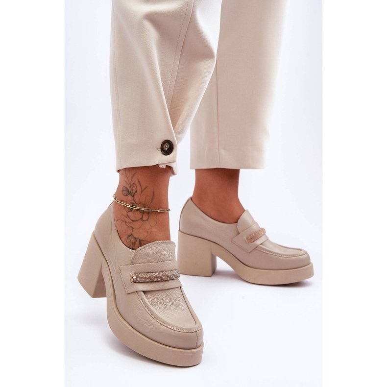 Lemar Leather Shoes On Heel With Beige Gelanor Decoration 1 Lemar Leather Shoes On Heel With Beige Gelanor Decoration 1