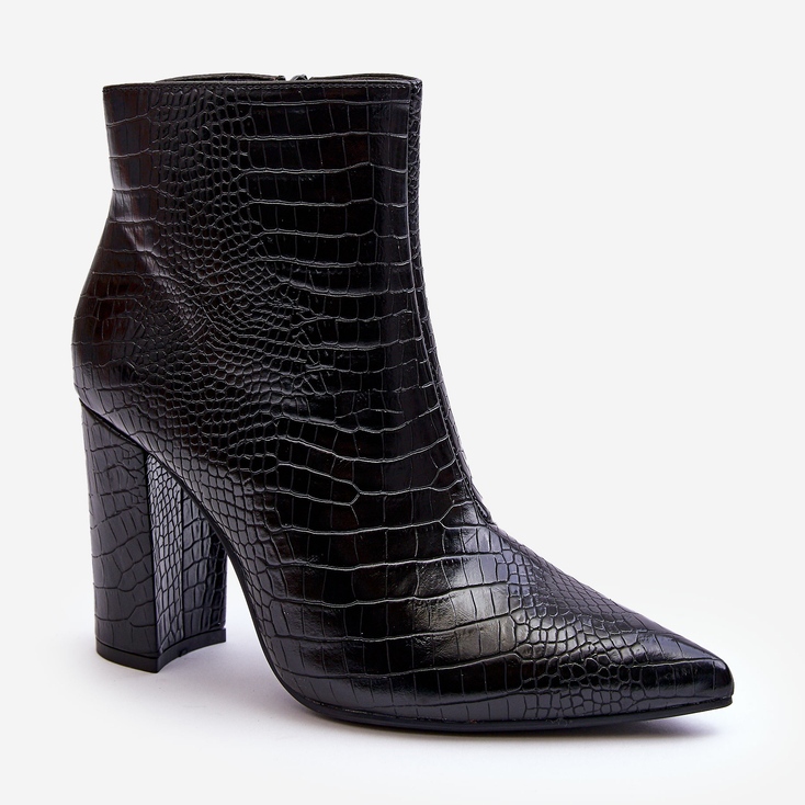 Boots On A Heel Snake Pattern Black Daldala 1