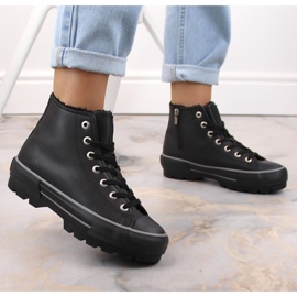 Sneakers insulated on the platform Big Star W INT1903C black 2