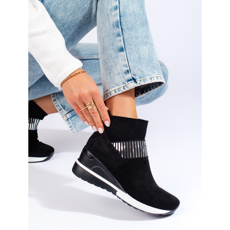 W. Potocki Warm women's sports boots from Potocki black 1