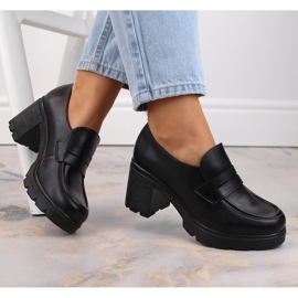 Women's shoes on the post black Potocki 12154 1